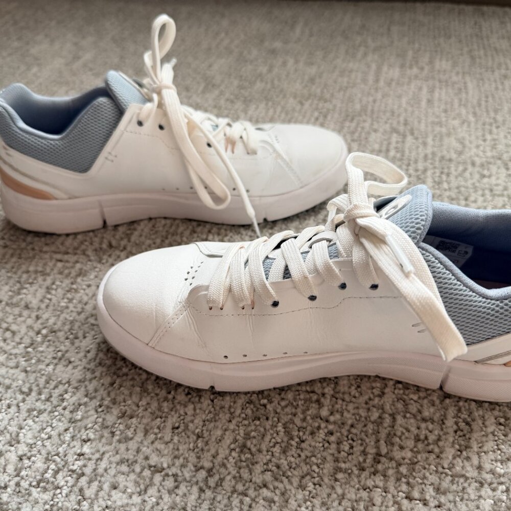 On Cloud Rogers - women size 7 - Picture 3 of 6